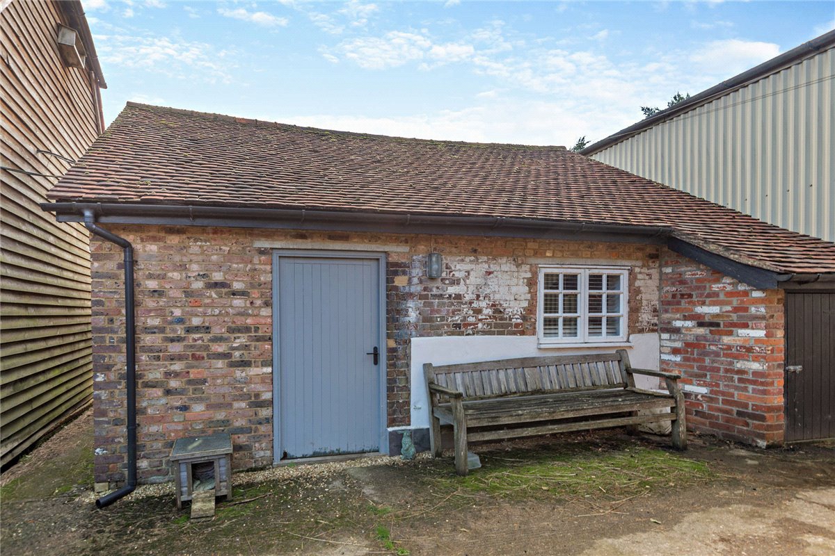 28.06  Development Land, Tring, Buckinghamshire, HP23 - Sold STC, Image 10