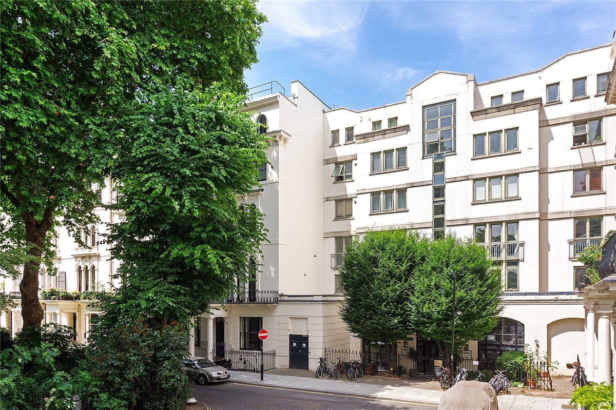 3 bedroom Flat, Kensington Gardens Square, Bayswater, W2 - Available, Image 13