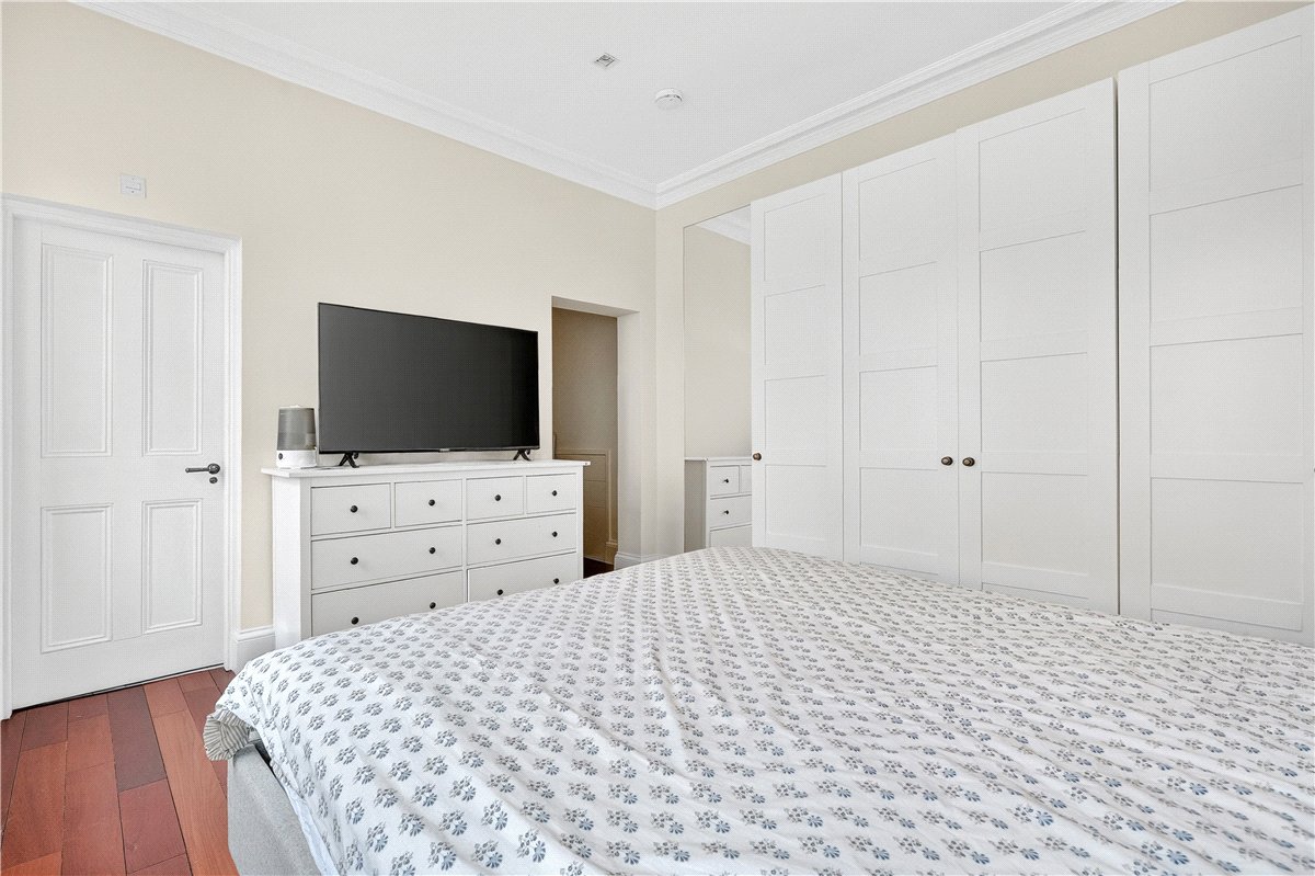 2 bedroom Flat, Harrington Gardens, London, SW7 - Available, Image 15