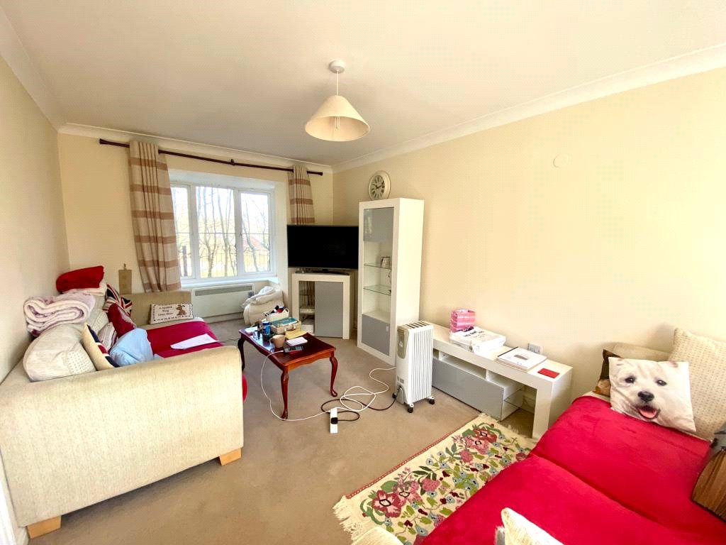 3 bedroom House, Smiths Close, Pewsey, SN9 - Available, Image 5