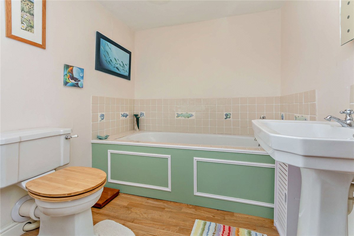 3 bedroom Cottage, Eastbury, Hungerford, RG17 - Sold, Image 13