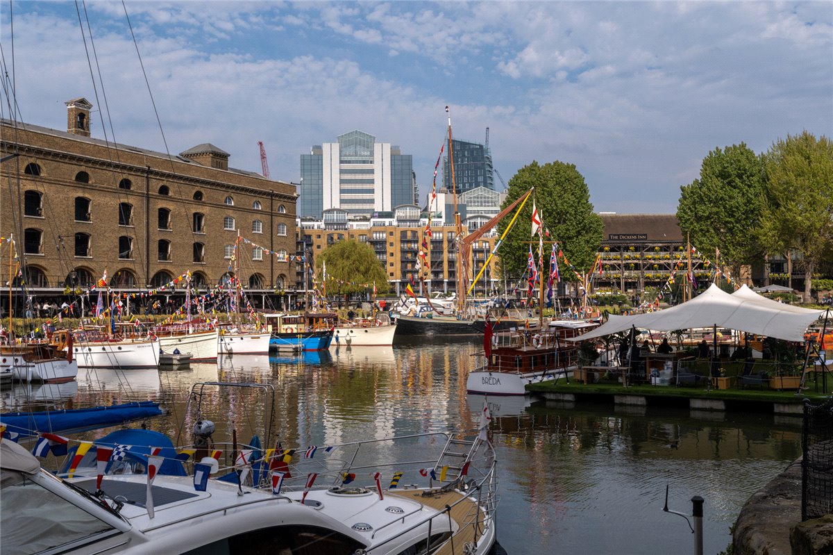 4 bedroom House, St Katharine By The Tower, London, E1W - Available, Image 1