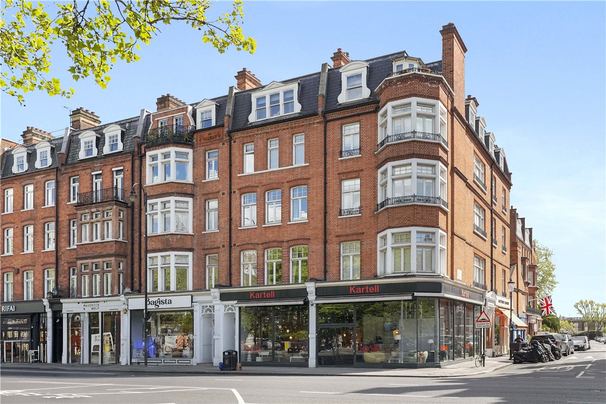 1 bedroom Flat, Brompton Road, Knightsbridge, SW3 - Available