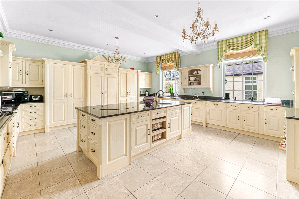 18 bedroom House, Wold Road, Nafferton, YO25 - Available, Image 12