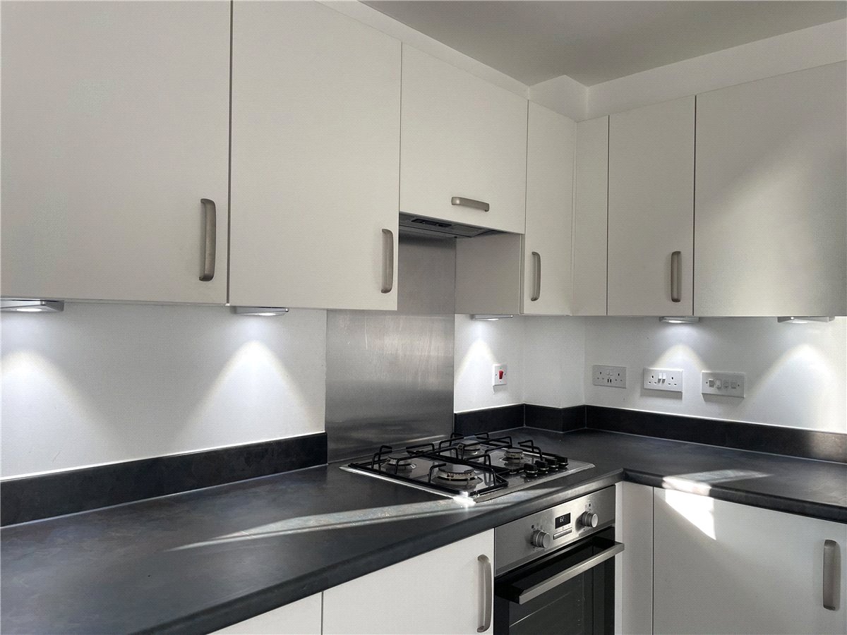 2 bedroom Flat, Aspen Way, Didcot, OX11 - , Image 4