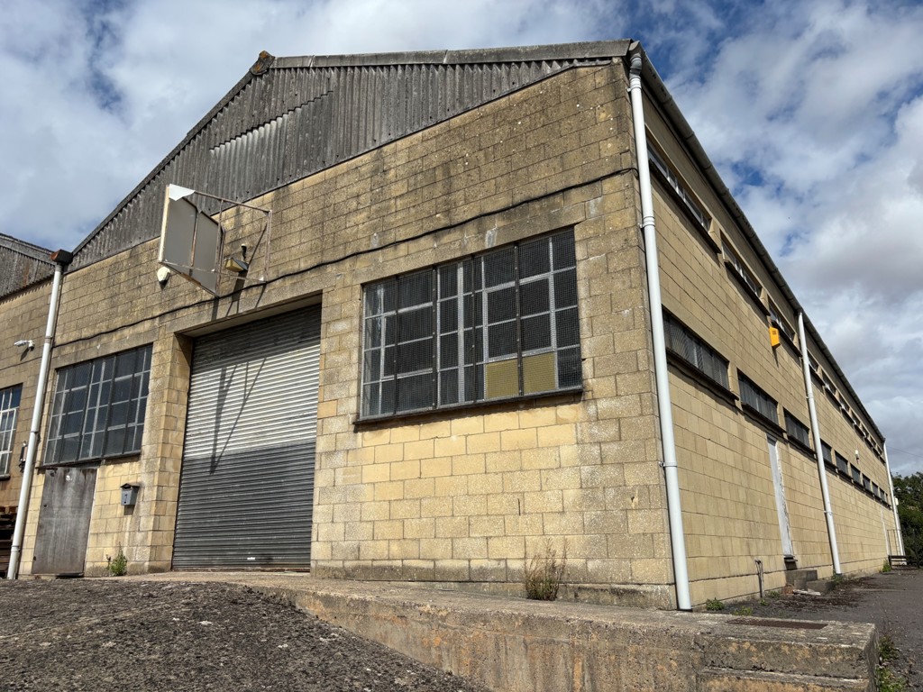 7141 Sq Ft, Potley Lane, Corsham, SN13 - Available