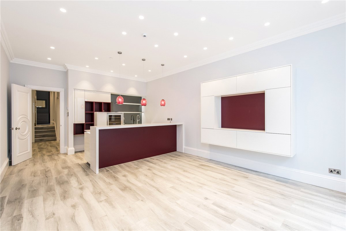 5 bedroom House, Kimbell Gardens, London, SW6 - Available, Image 8