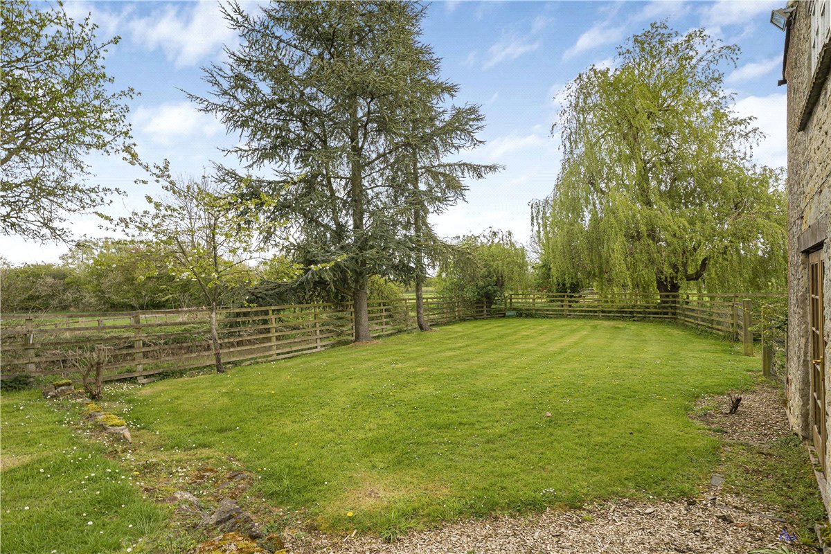 41  Country Estate, Mill Lane, Twyford, MK18 - Available, Image 33