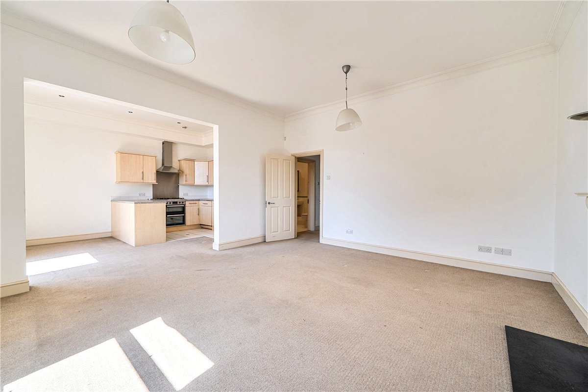 3 bedroom Flat, Weston Lane, Bath, BA1 - Available, Image 10