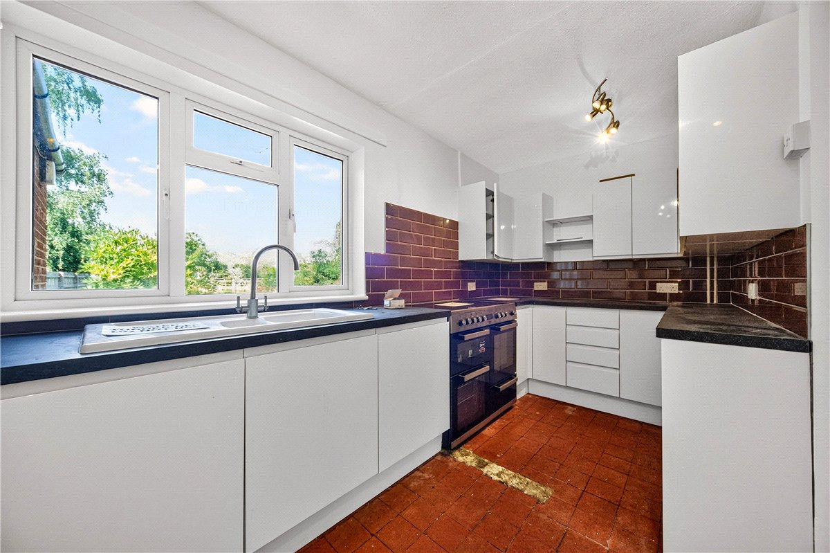4 bedroom House, Warren Farm Cottages, Banbury Road, MK18 - Available, Image 1