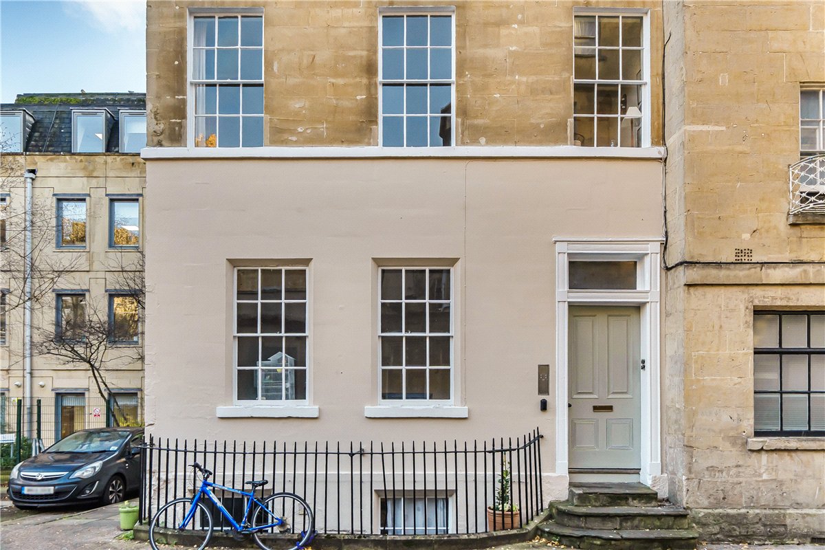 1 bedroom Flat, Harington Place, Bath, BA1 - Available