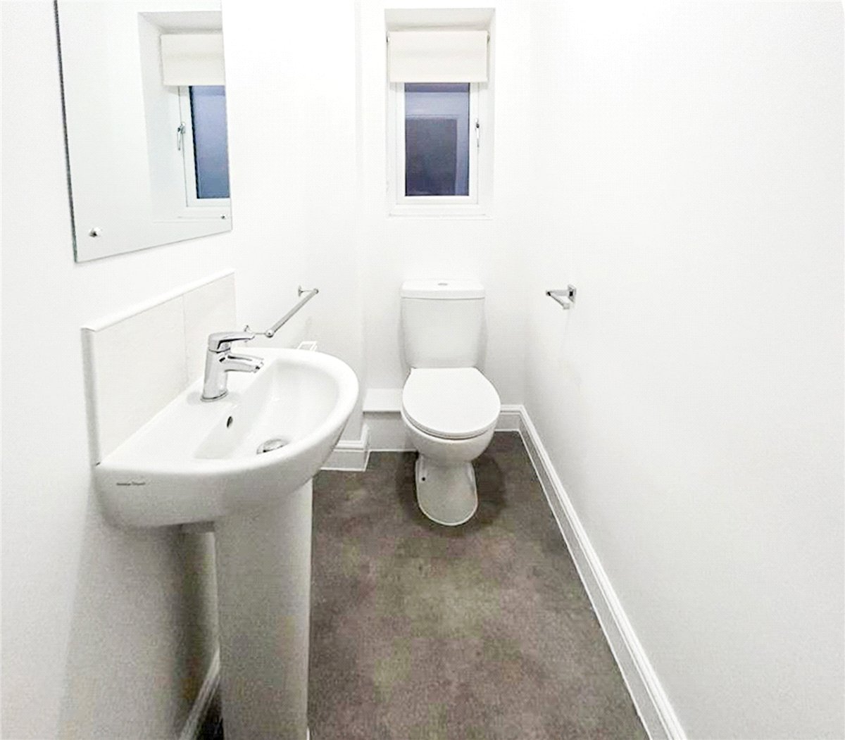 3 bedroom House, Harper Hill Gardens, Bircotes, DN11 - , Image 3