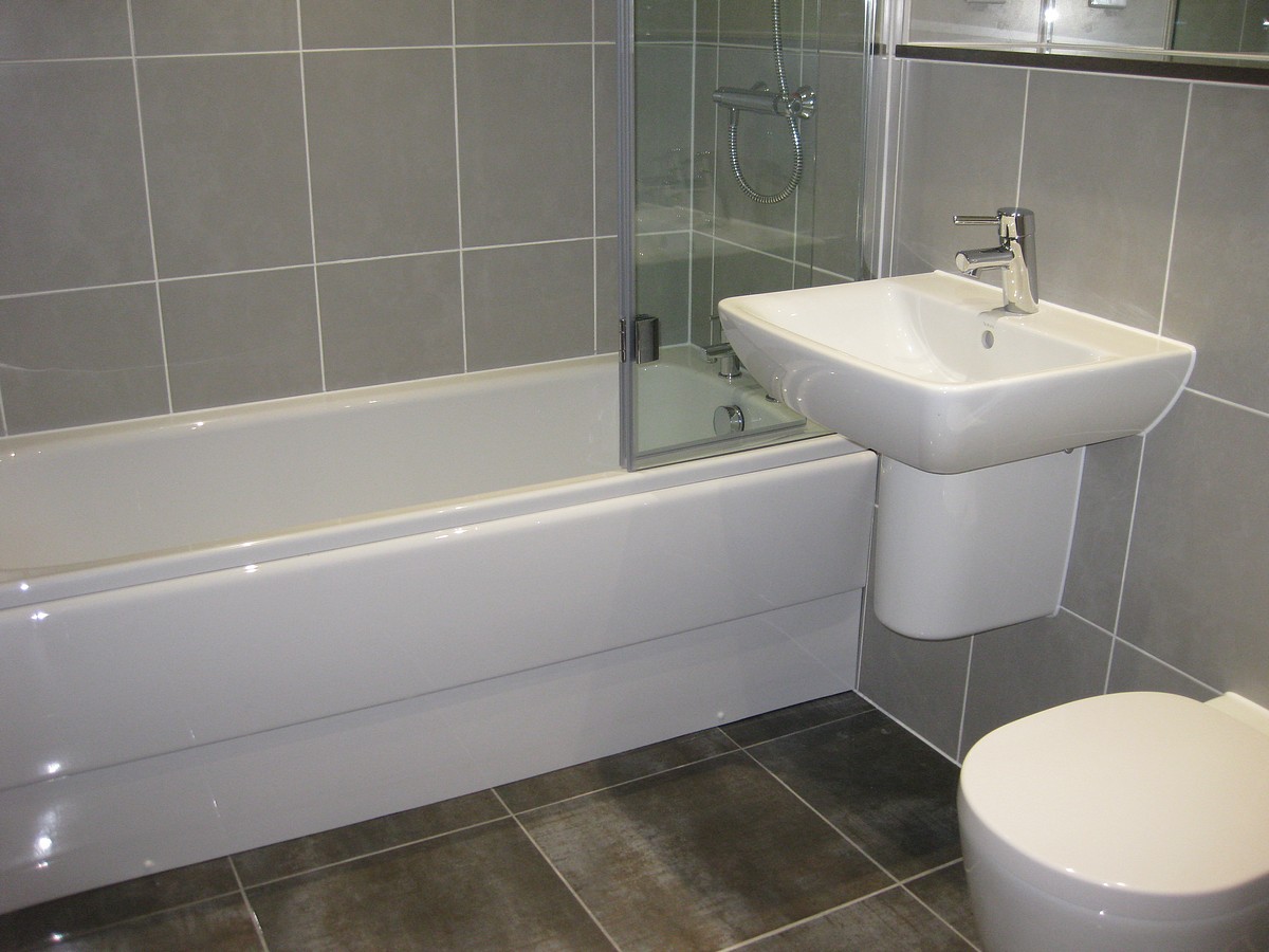 2 bedroom Flat, Racecourse Road, Newbury, RG14 - Let Agreed, Image 4