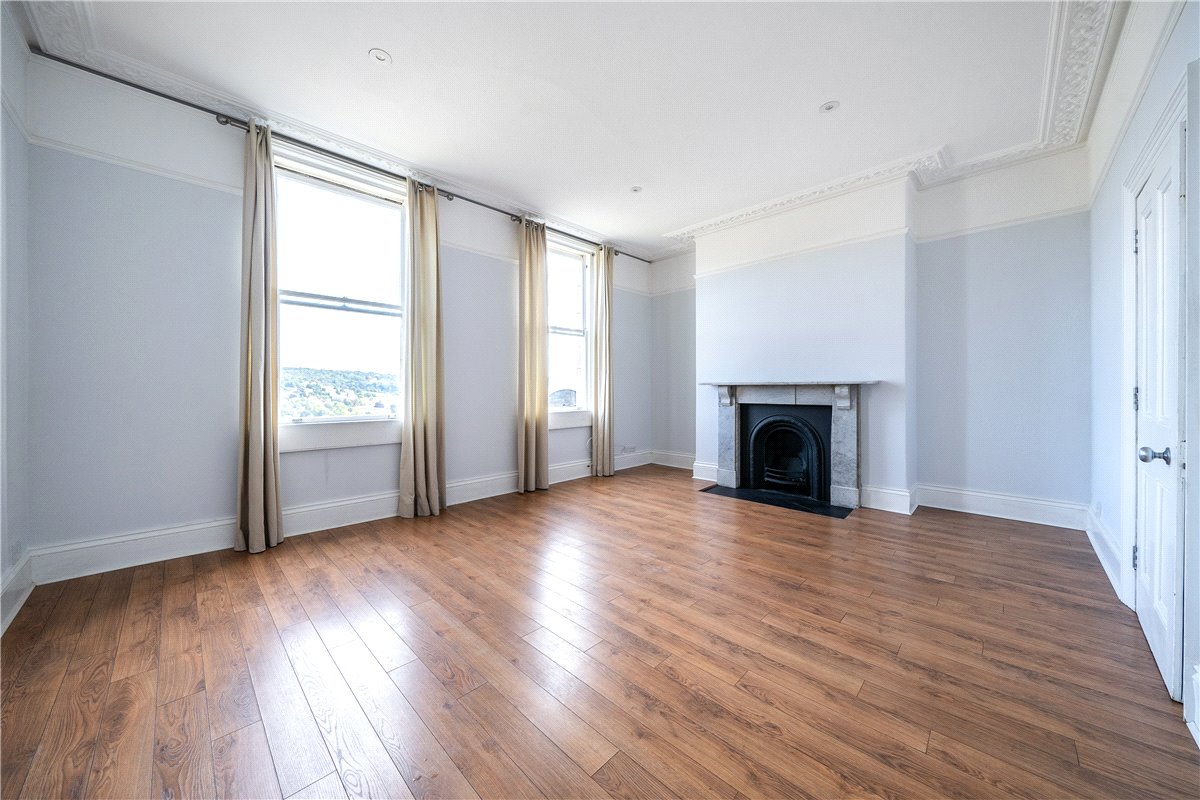 2 bedroom Flat, Belgrave Terrace, Bath, BA1 - Sold, Image 8