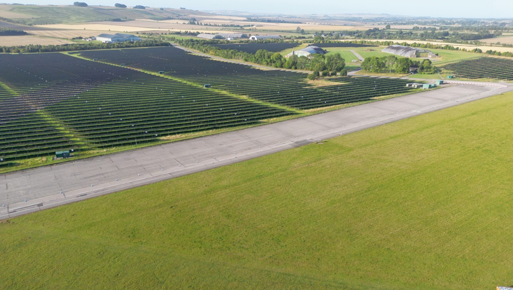 0.5 acres Development Land, Red Barn Lane, Swindon, SN4 - Available, Image 1