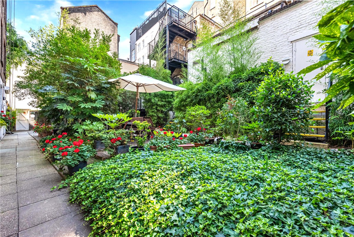 2 bedroom Flat, Basil Street, Knightsbridge, SW3 - Available, Image 12