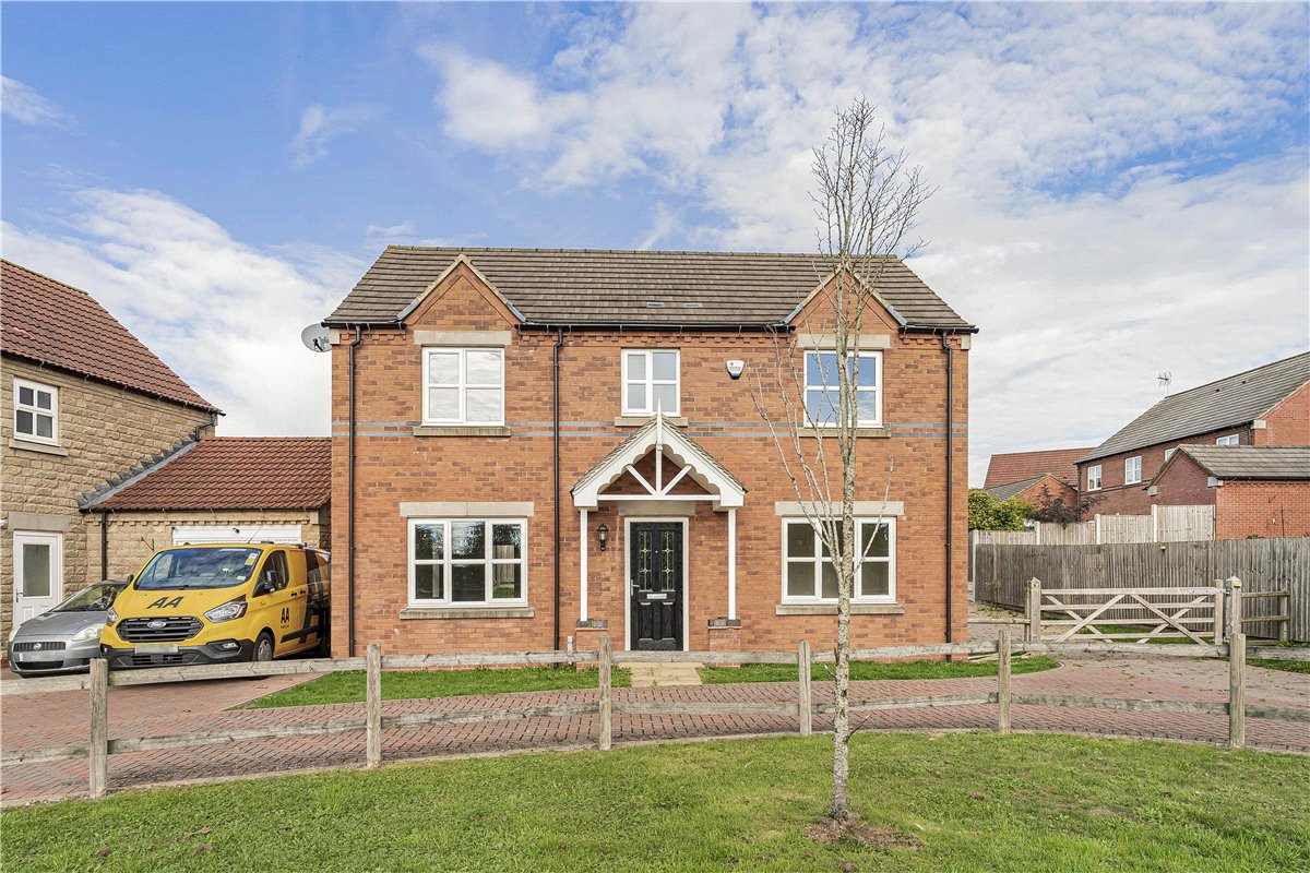 4 bedroom House, Thurgaton Way, Newton, DE55 - Let Agreed