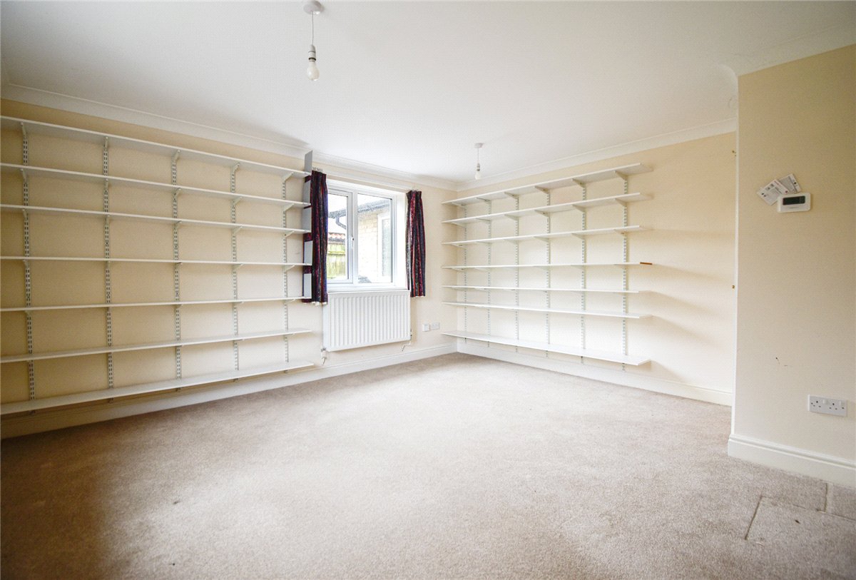 4 bedroom House, Stocks Lane, Gamlingay, SG19 - Available, Image 6