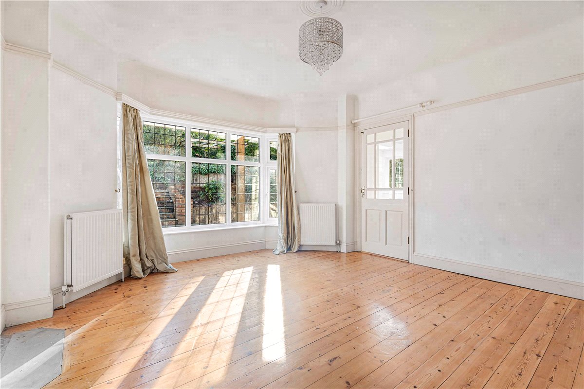 6 bedroom House, Ellesborough Road, Wendover, HP22 - Let Agreed, Image 23