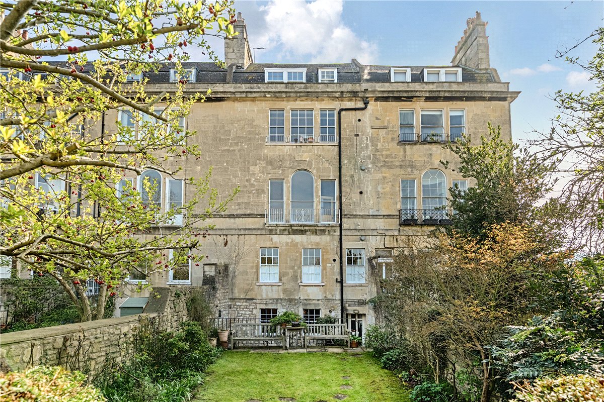 3 bedroom Maisonette, Queens Parade, Bath, BA1 - Available, Image 4