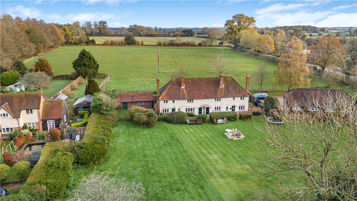 2 bedroom Cottage, Great Hampden, Great Missenden, HP16 - Let Agreed, Image 16