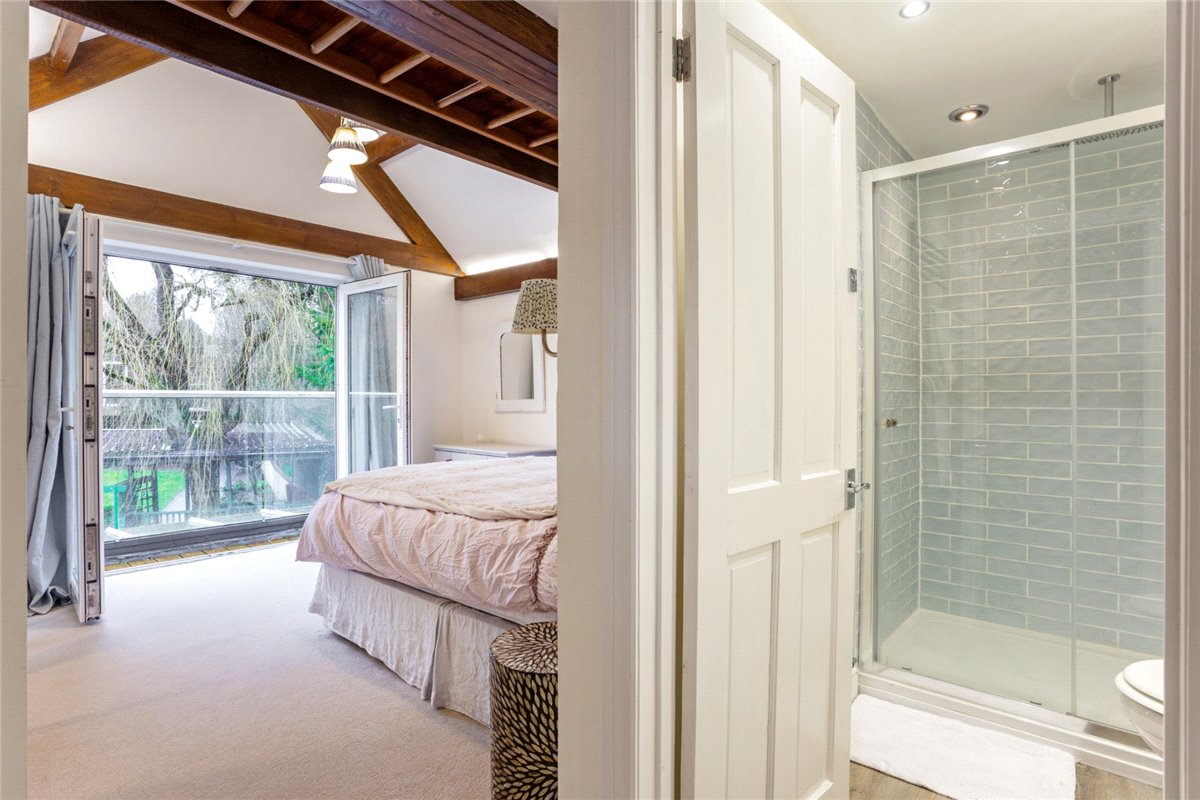 3 bedroom Cottage, Wilton, Marlborough, SN8 - Available, Image 9