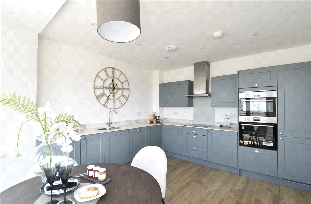 4 bedroom House, Saffron Way, Cherry Hinton, CB1 - Available, Image 2