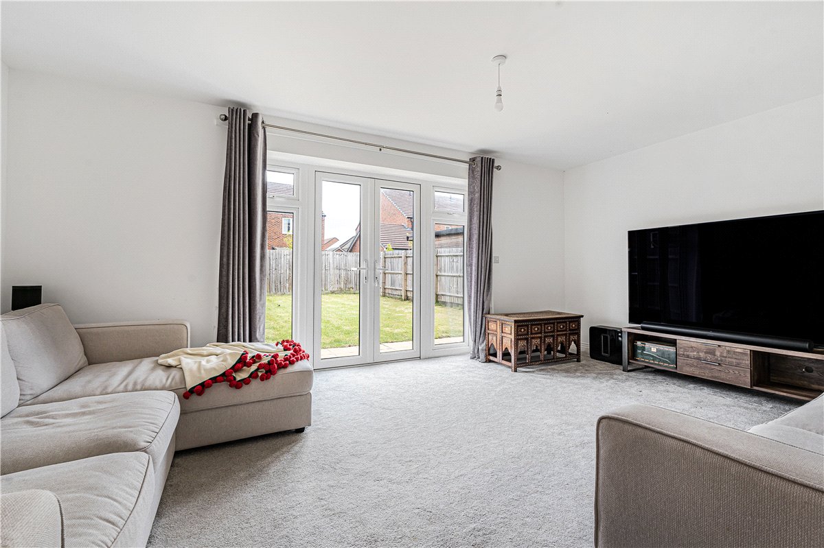 3 bedroom House, Sydney Street, Aylesbury, HP21 - Let Agreed, Image 3