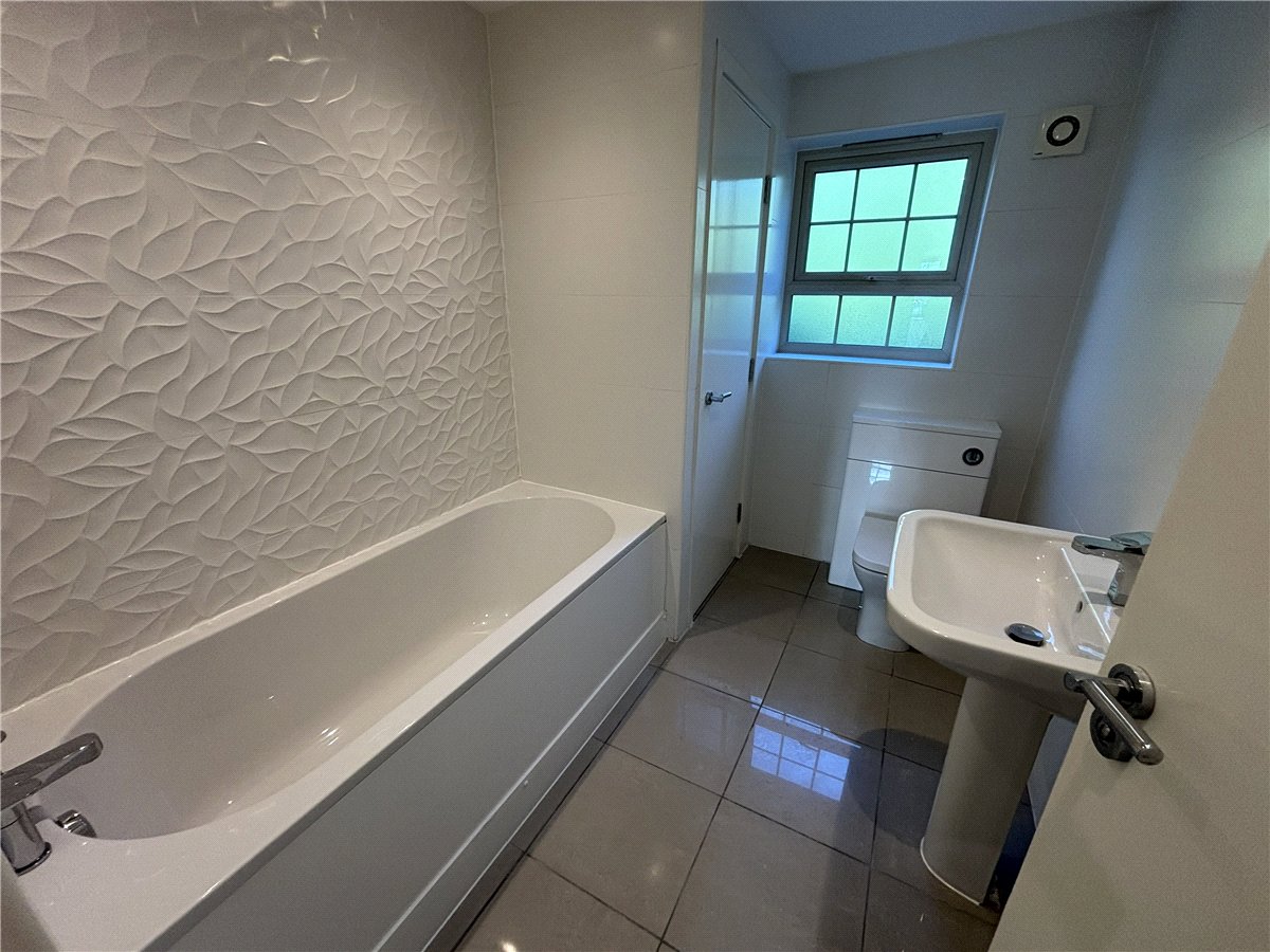 3 bedroom House, Comelybank Drive, Mexborough, S64 - Available, Image 7