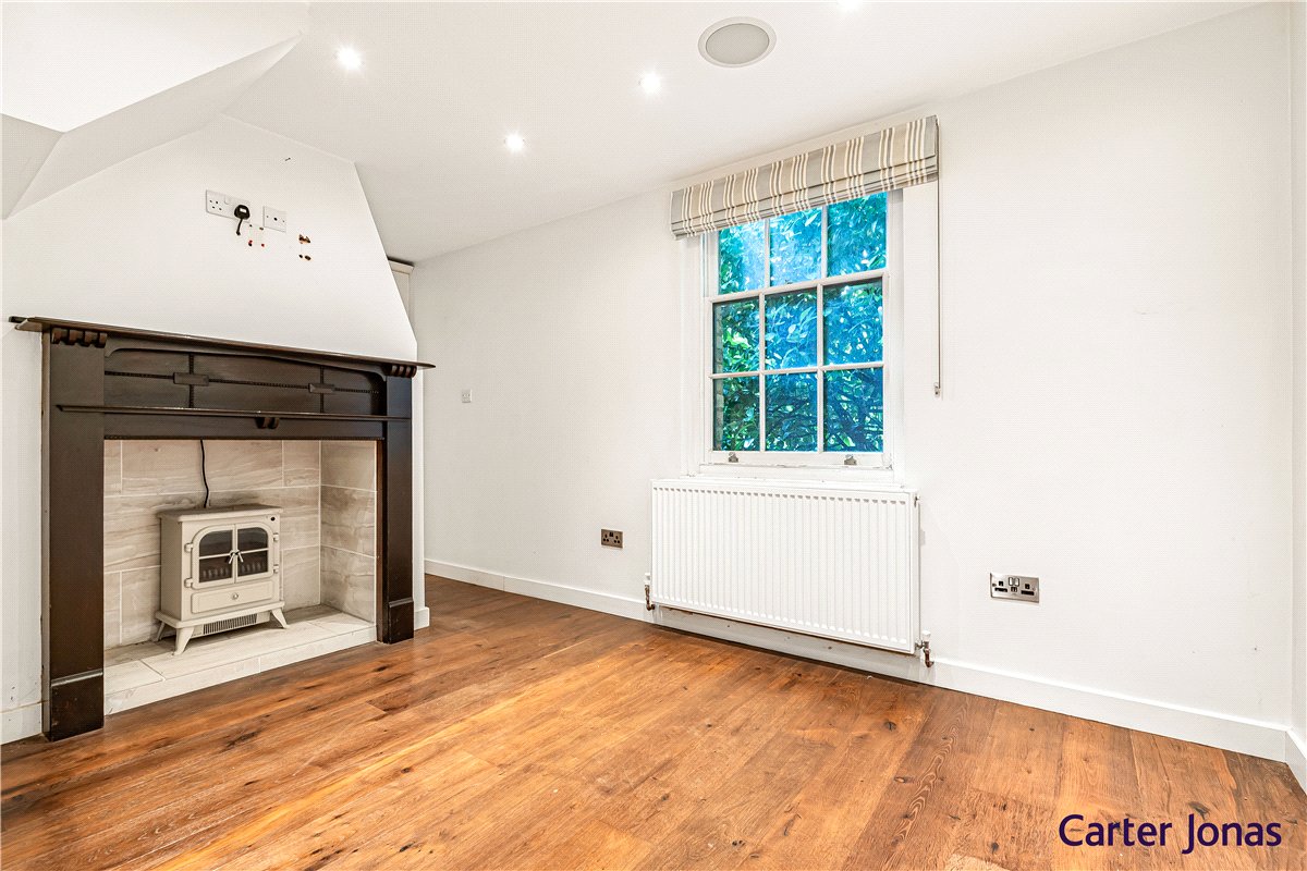 6 bedroom House, Thicket Road, Houghton, PE28 - Available, Image 38