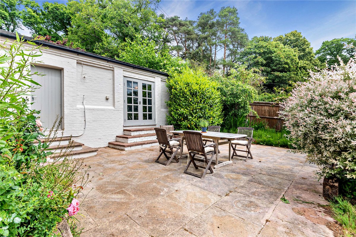 4 bedroom House, Bishops Green, Newbury, RG20 - Sold STC, Image 16