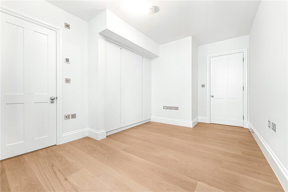 1 bedroom Flat, Seymour Mews, Marylebone, W1H - Available, Image 8