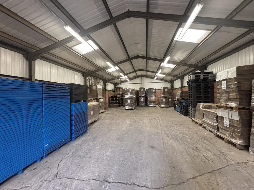 61833 Sq Ft, Higher Poole, Wellington, TA21 - Available, Image 17