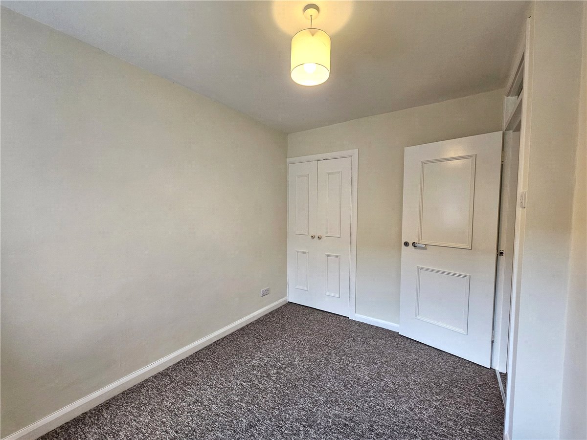 3 bedroom Flat, Caxton Court, Grove Street, BA2 - Let Agreed, Image 12