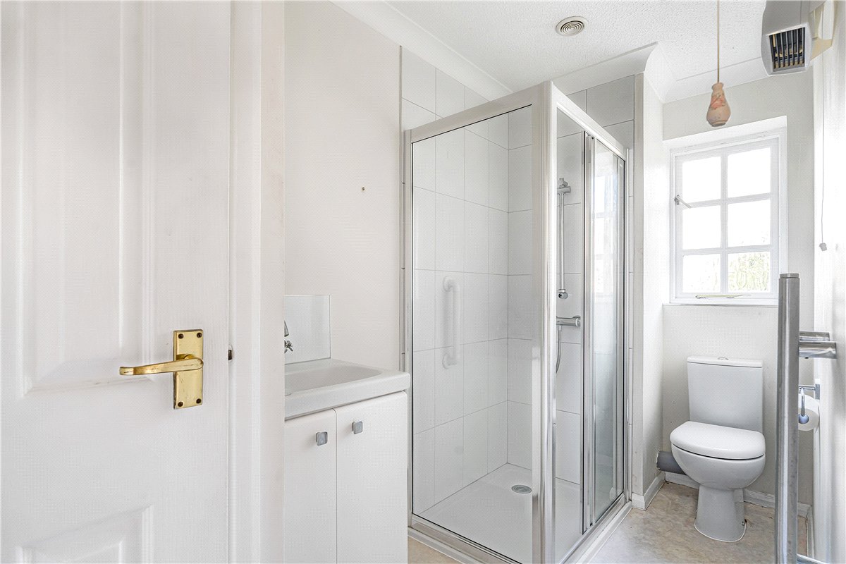 2 bedroom House, Avon Place, River Street, SN9 - Available, Image 6
