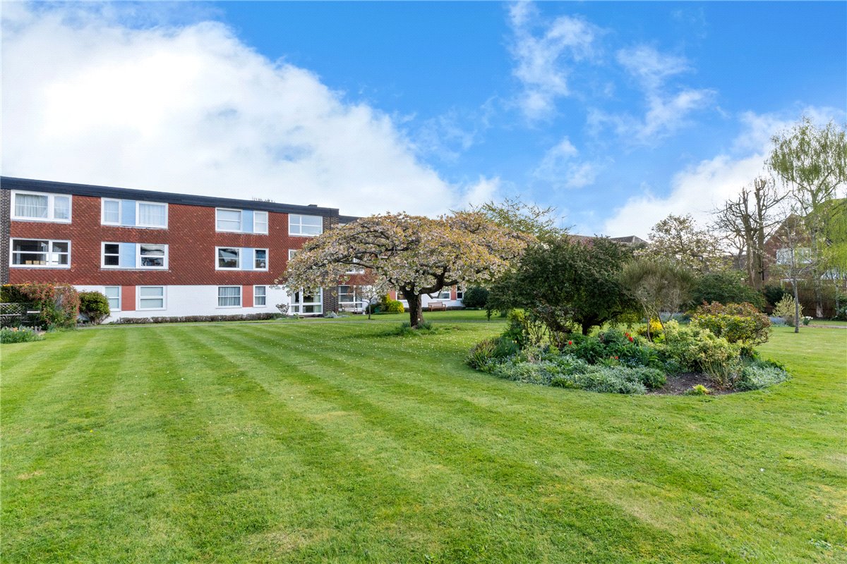 3 bedroom Flat, Sherlock Close, Cambridge, CB3 - Sold