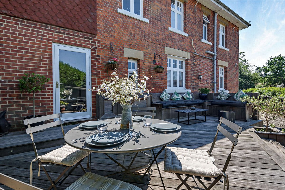 5 bedroom House, Fairview, Andover Road, RG14 - Available, Image 28