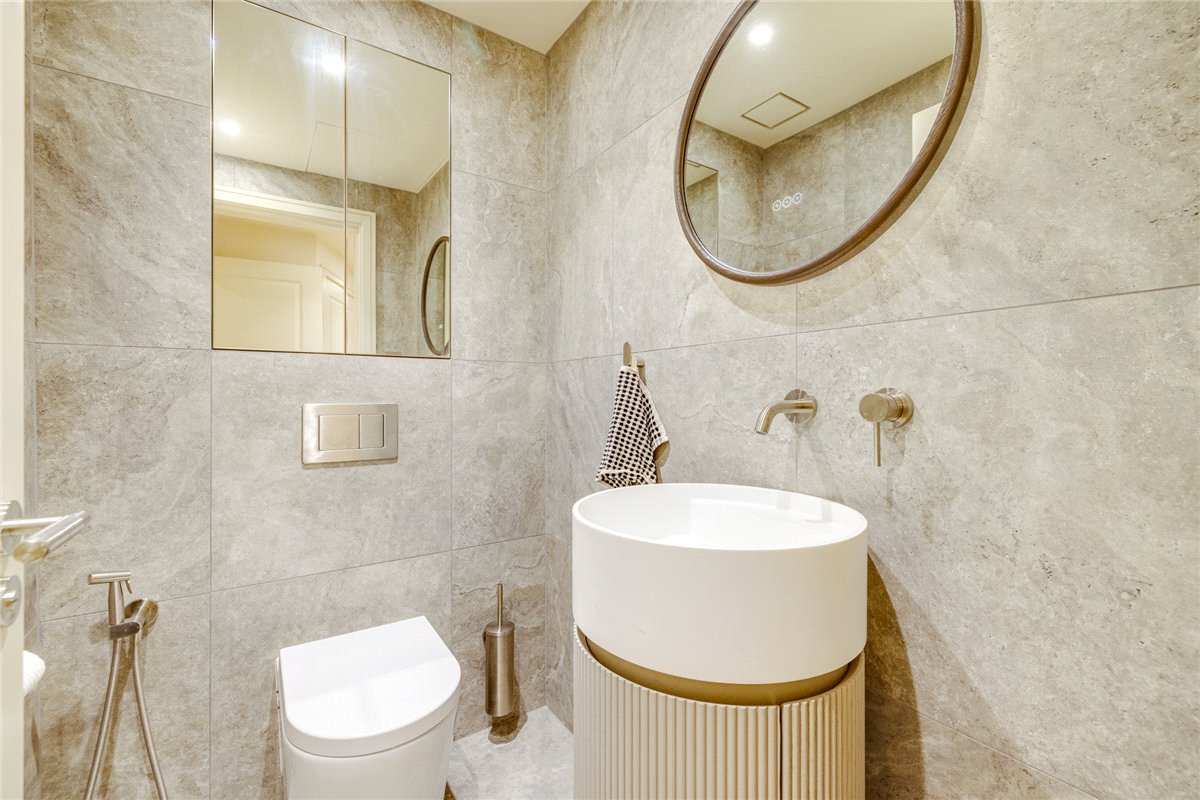2 bedroom Flat, Hans Crescent, Knightsbridge, SW1X - Available, Image 15