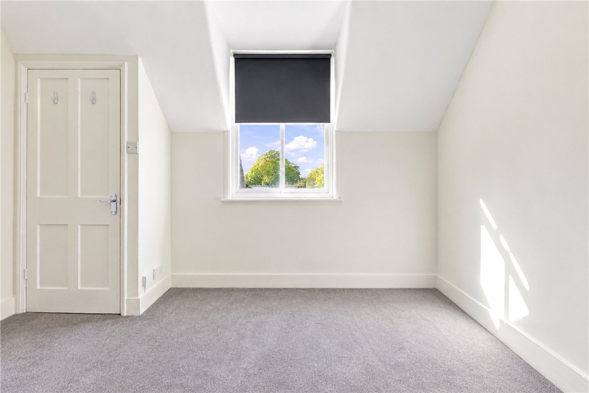 3 bedroom House, Princes Road, Richmond, TW10 - Available, Image 9