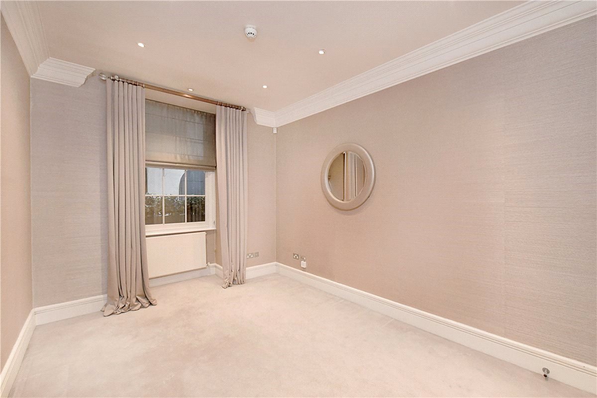 4 bedroom Flat, Upper Grosvenor Street, Mayfair, W1K - Available, Image 4