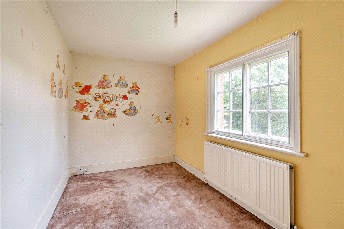 3 bedroom House, Soke Road, Silchester, RG7 - Available, Image 13