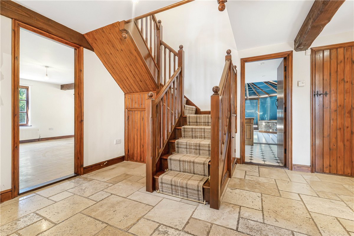 3 bedroom House, London Road, Wendover, HP22 - Available, Image 9