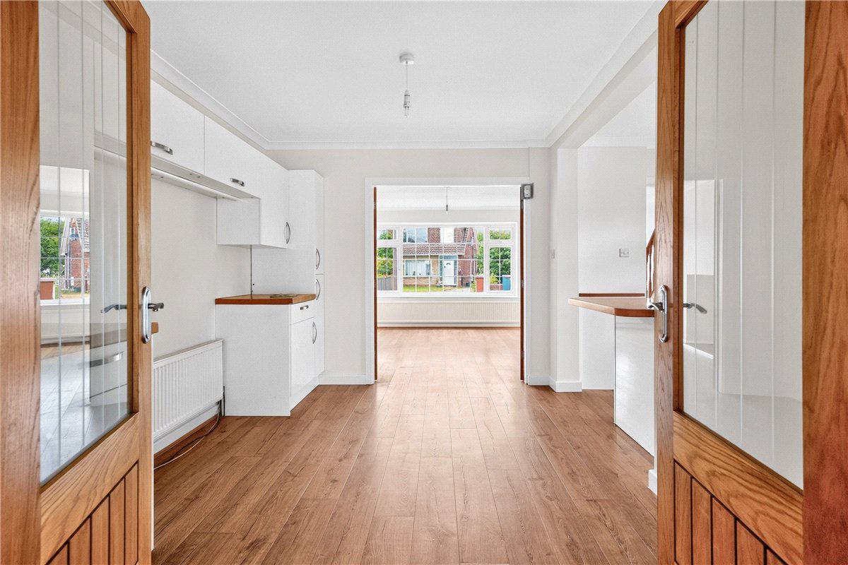 3 bedroom House, Newbery Avenue, Long Eaton, NG10 - Available, Image 2