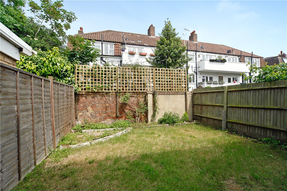 4 bedroom House, Carmichael Mews, London, SW18 - , Image 6