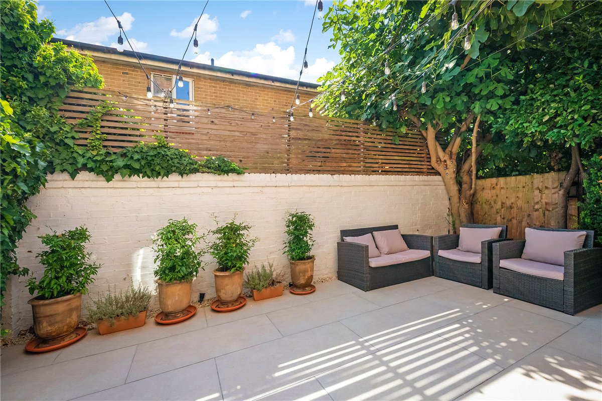 2 bedroom Flat, Babington Road, London, SW16 - Available, Image 11