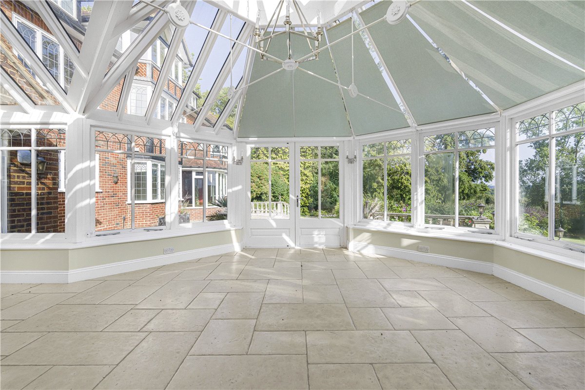 6 bedroom House, Chalk Lane, Hyde Heath, HP6 - Available, Image 35