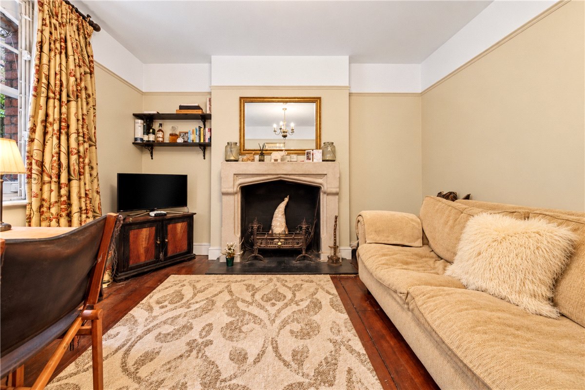 1 bedroom Flat, Queen's Club Gardens, London, W14 - Available, Image 5