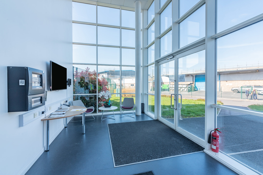 37700 Sq Ft, Unit B Langford Locks, Kidlington, OX5 - Available, Image 1