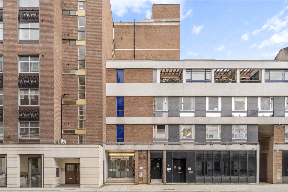 1 bedroom Flat, Hereford House, 11 Ovington Gardens, SW3 - Available, Image 3