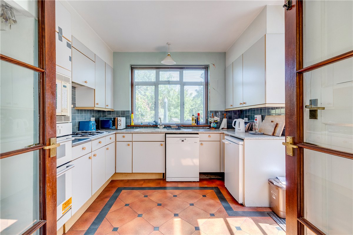 4 bedroom House, Frewin Road, London, SW18 - Sold, Image 9